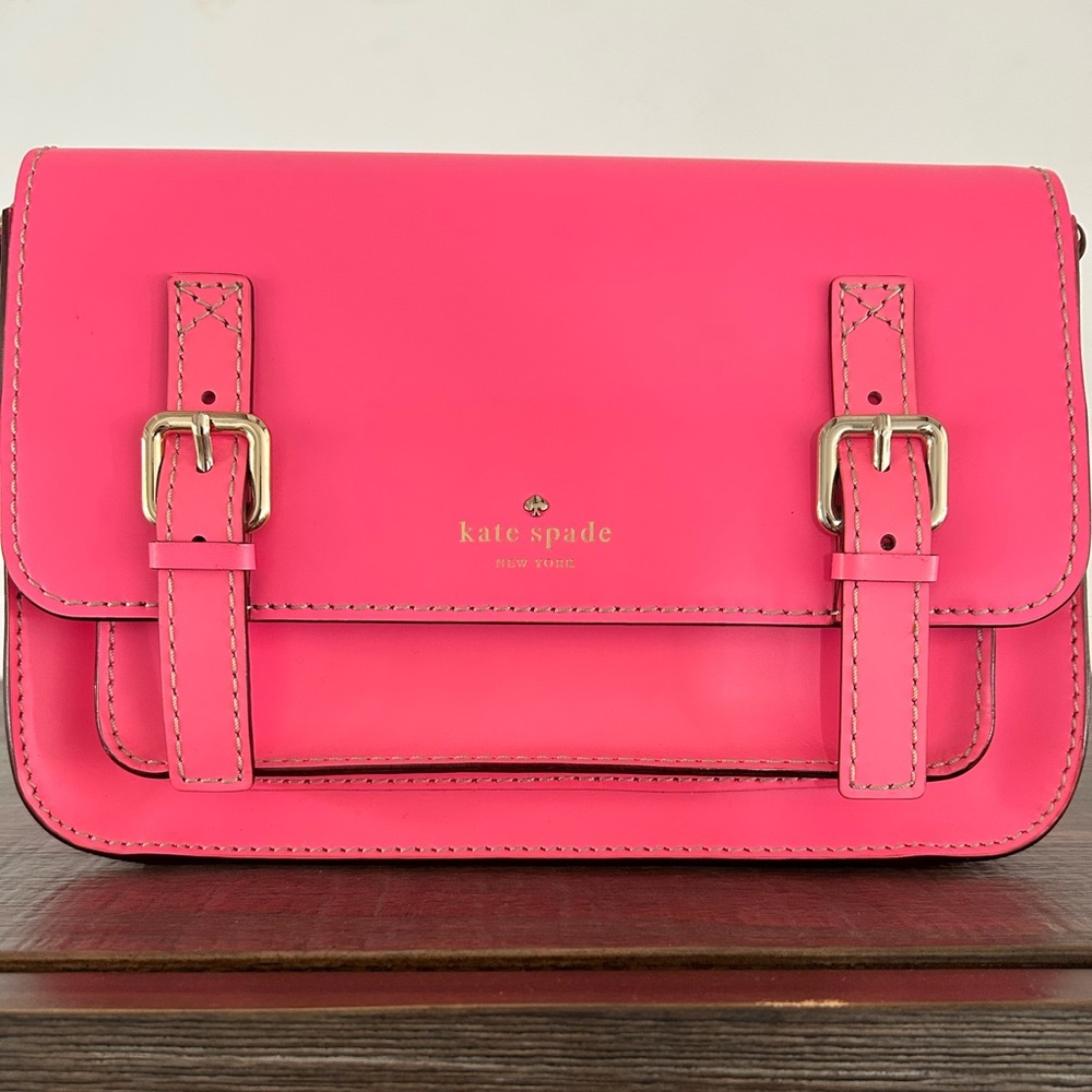Kate Spade (Not from the outlet) crossbody bag, great condition in bright pink
